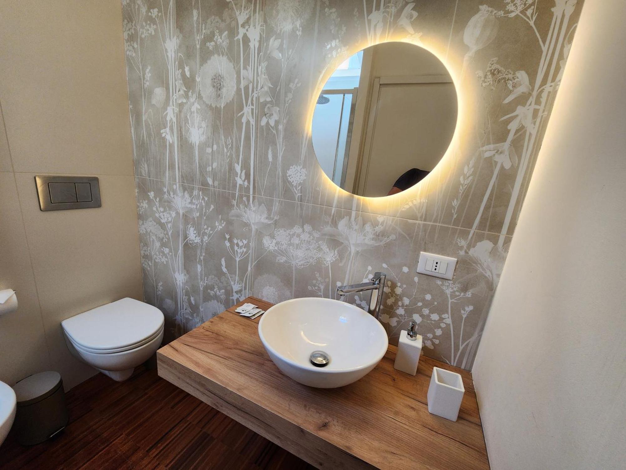 Gaia Suites - A Due Passi Dal Centro - Parcheggio Privato Τορίνο Εξωτερικό φωτογραφία